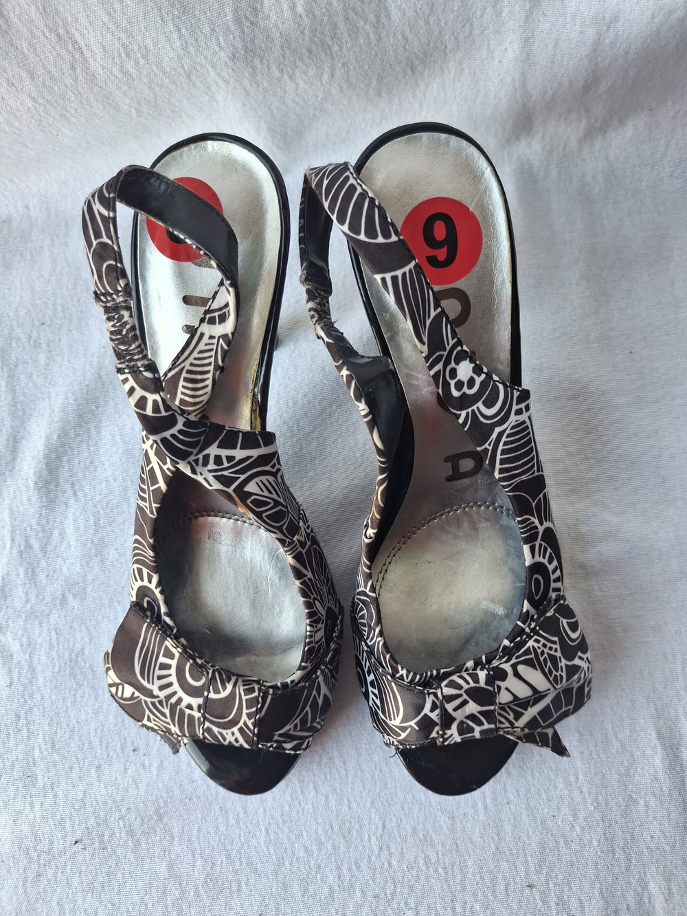 Unisa Black And White Patterned Slingback Heels 4 Ins Heel